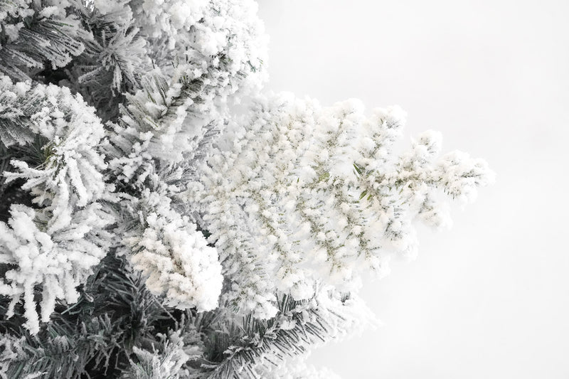 Albero di Natale Artificiale Innevato 240 cm 99 Rami Rovere del